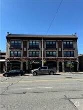 Building Photo - 12381 Cedar Rd