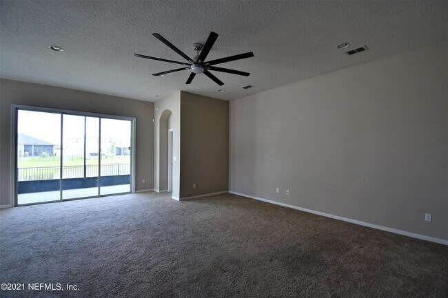 Building Photo - 15155 Bareback Dr