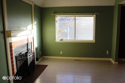 Foto del edificio - 1837 Plymouth Rd