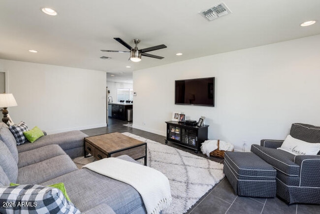 Building Photo - 2503 S Bonarden Ln