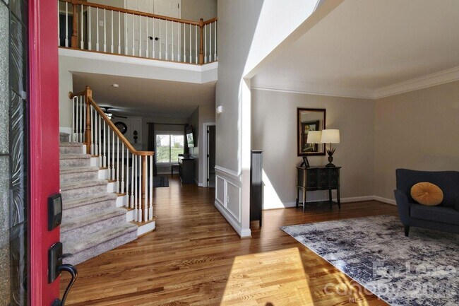 Foto del edificio - 6520 Red Maple Dr