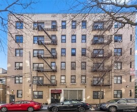 Building Photo - 2506 Davidson Ave