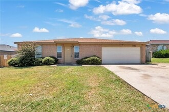 Building Photo - 4300 Beach Ball Dr