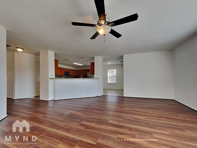 Foto del edificio - 5342 Gibralter Pl