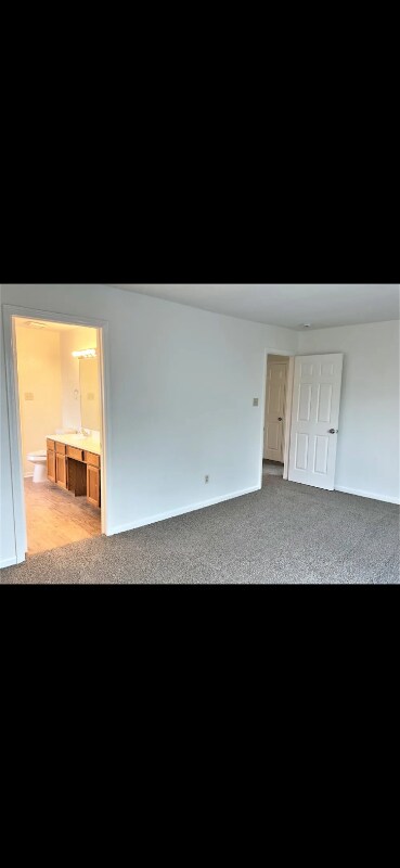 Foto del edificio - 1803 Shoreline Dr