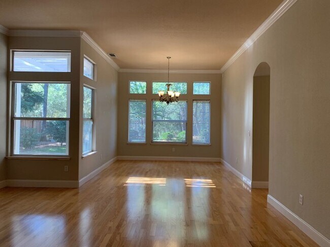 Building Photo - Four Bedroom Home In Fairchild Village