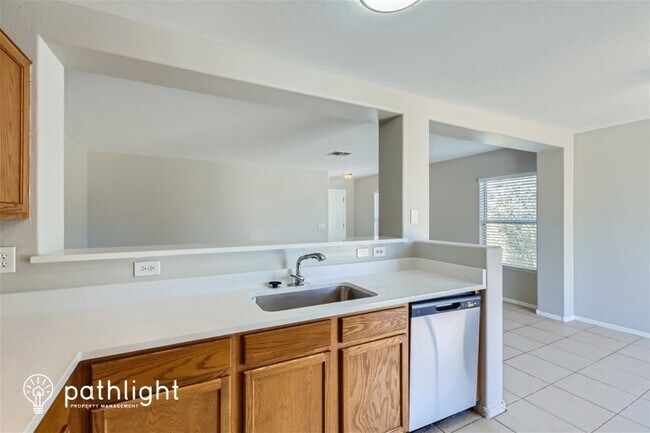 Foto del edificio - 12634 W Rosewood Dr