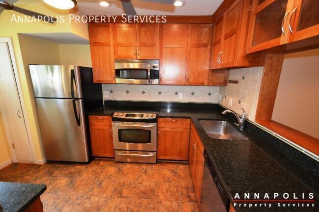 Foto del edificio - 40 Rockwell Ct