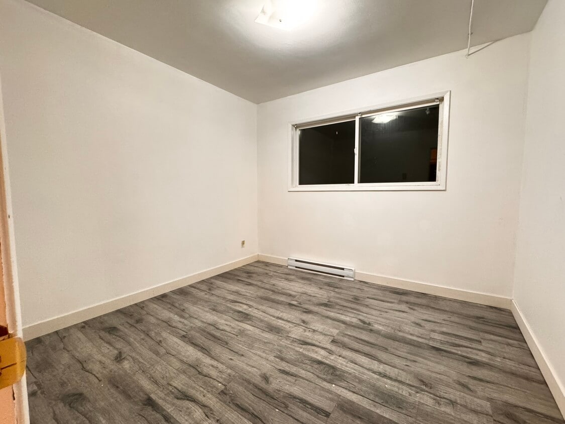 Building Photo - 4019 Redford St