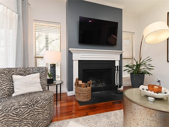 Building Photo - 6000-9 Shepherd Mountain Cove