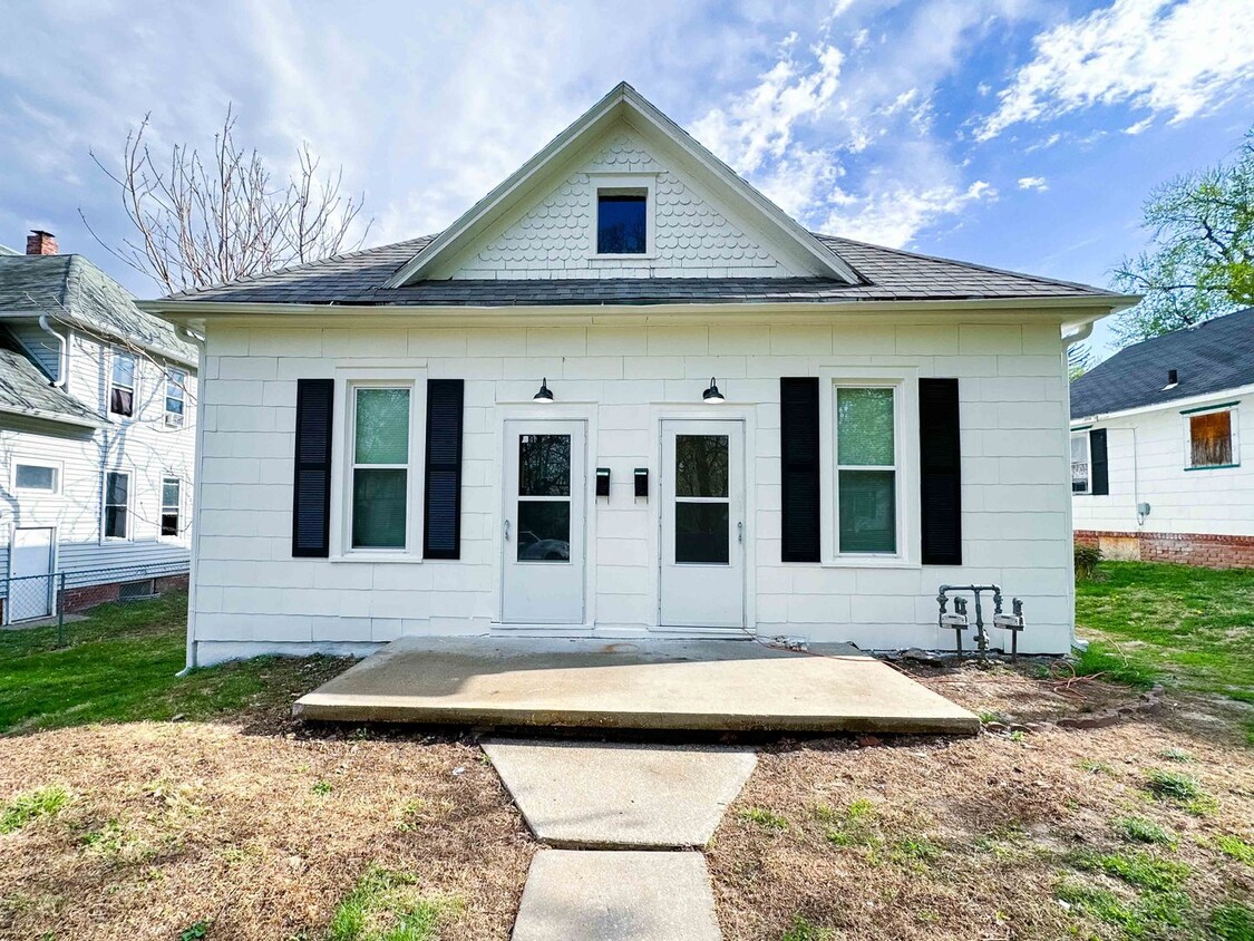 Primary Photo - Remodeled Duplex