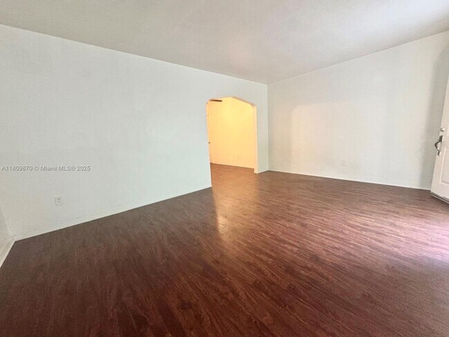 Foto del edificio - 4410 NE 2nd Ave