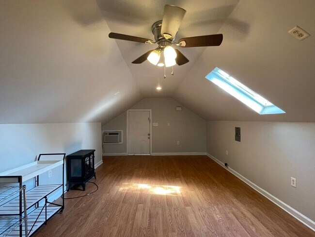 Building Photo - Downtown Studio with Utilities Included!