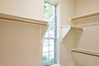 Building Photo - 6506 Taimer Ct