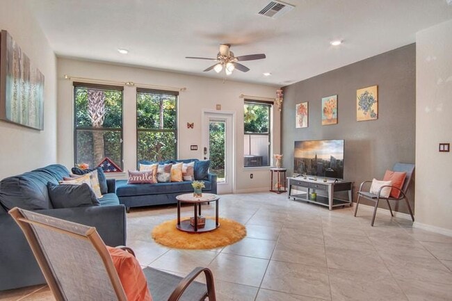 Foto del edificio - 2374 Post St