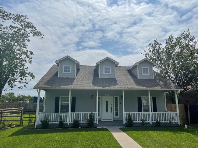 Building Photo - 516 Battleview Rd