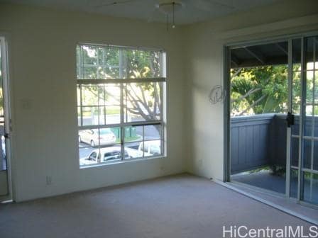 Building Photo - 383 Mananai Pl