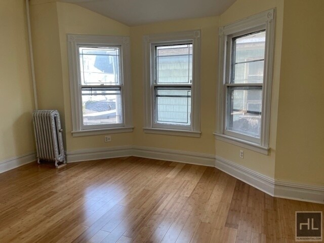 Foto del edificio - 509 E 24th St