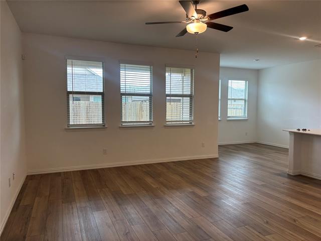 Foto del edificio - 1447 Mesquite Ln