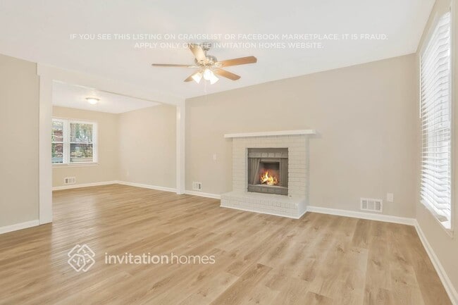 Foto del edificio - 1648 Roman Point Dr