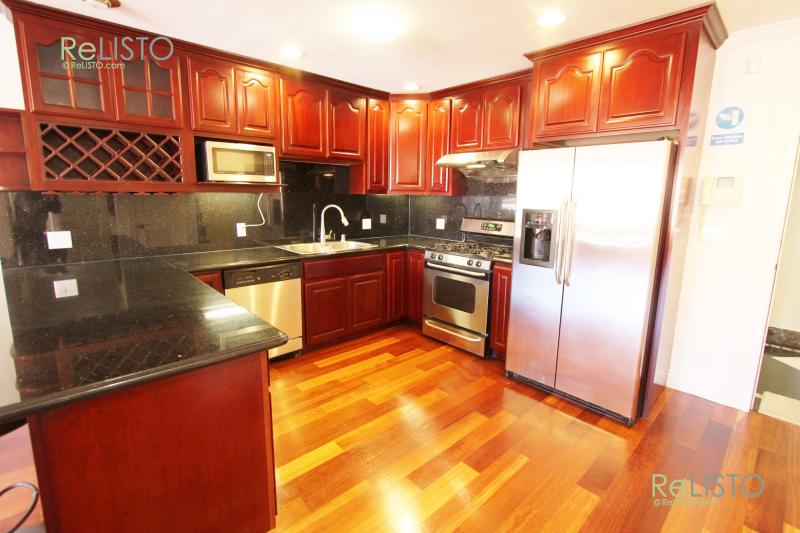 Primary Photo - 501 33rd Ave