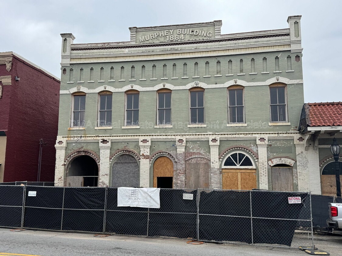 Building Photo - 4 Zebulon St