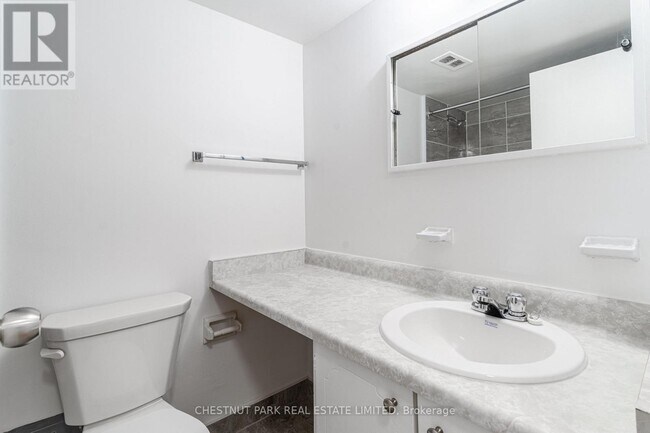 Building Photo - 40 Goldstone Rd