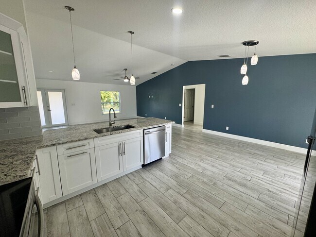 Foto del edificio - 1872 Tulane Ave SE