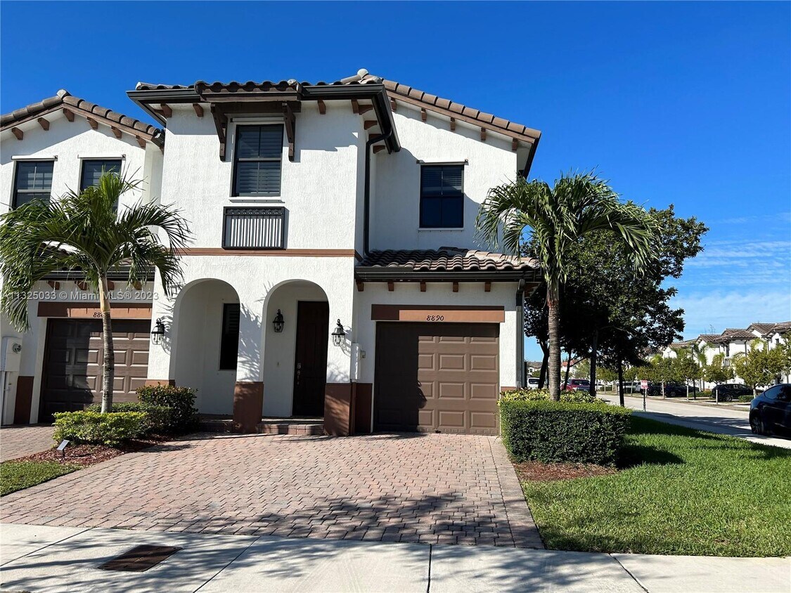 Primary Photo - 8890 NW 102nd Pl