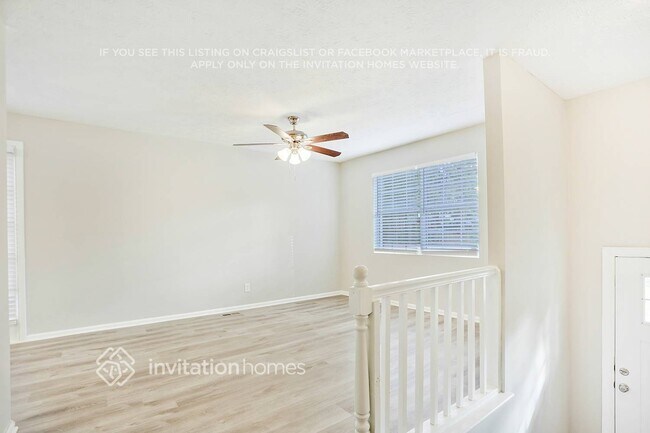Foto del edificio - 6106 Shadow Glen Ct SW