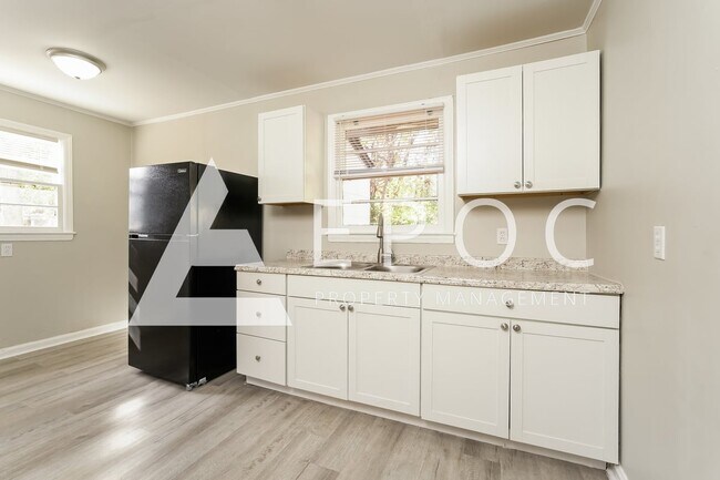 Foto del edificio - 1508 Willow Rd