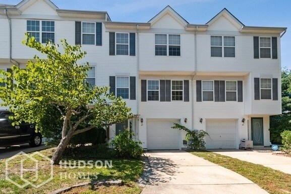 Primary Photo - 37 Gristmill Ln