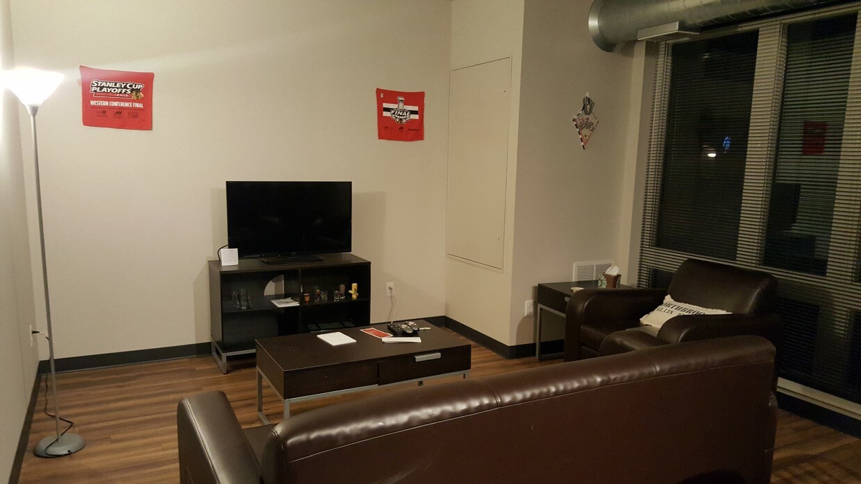 Sala de estar - 616 Washington Ave SE