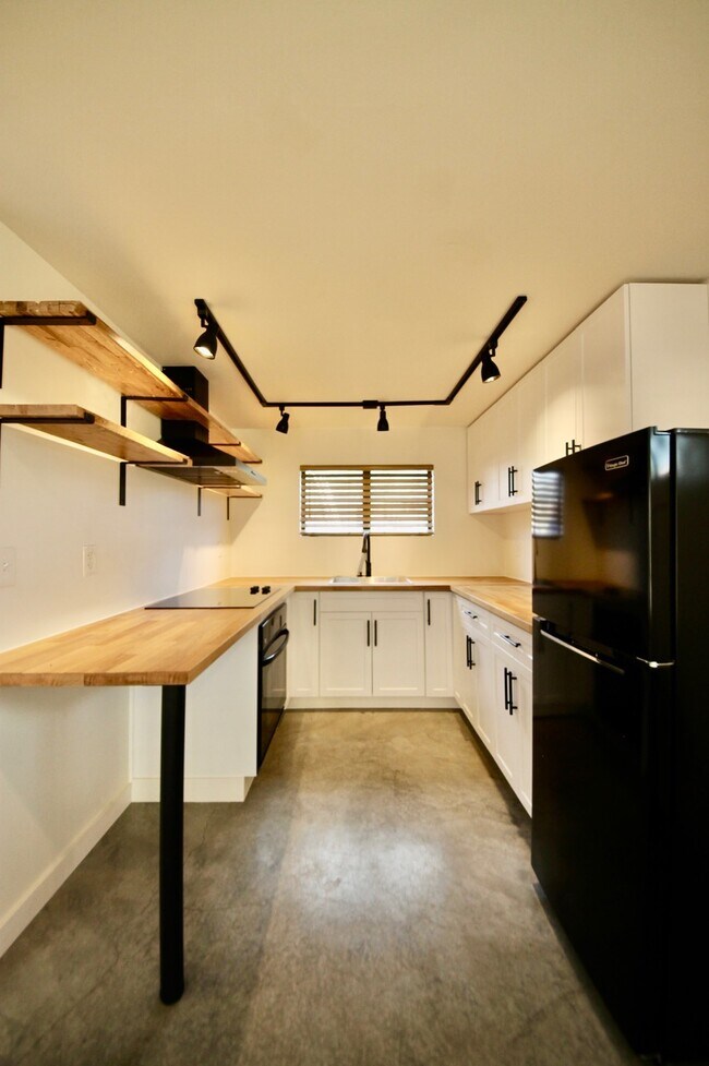 Foto del edificio - 1530 E Diamond St