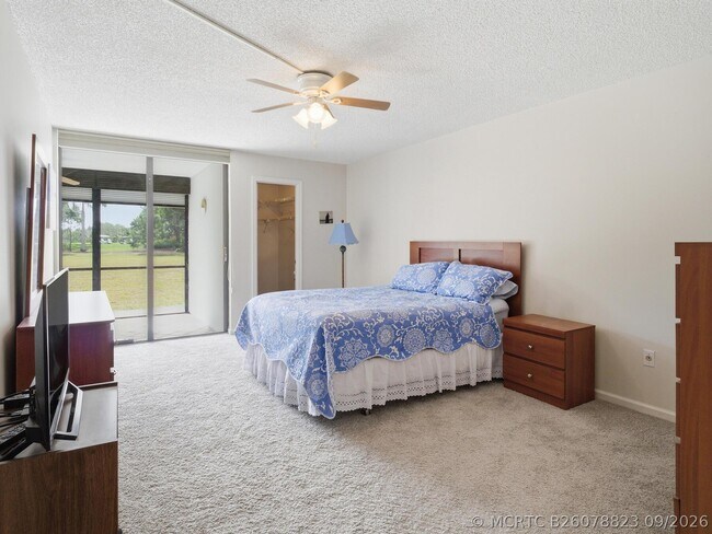 Foto del edificio - 5390 Woodland Lakes Dr