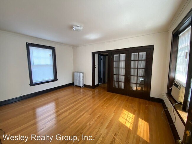 Foto del edificio - 4424-4432 N Seeley Ave