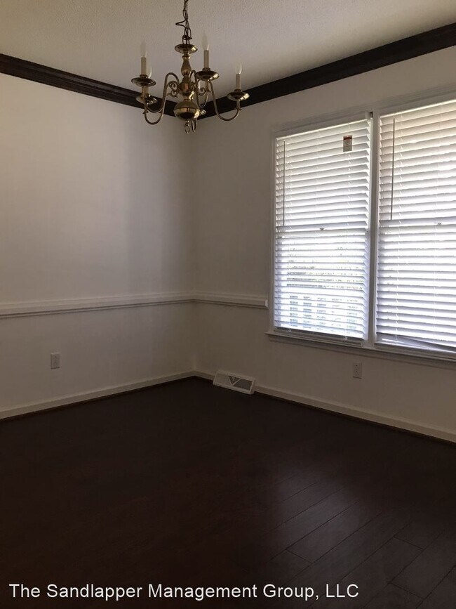 Building Photo - 3 br, 2.5 bath House - 664 McCutchen Street