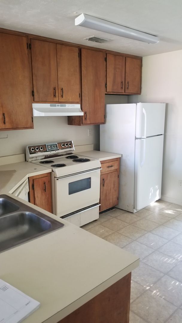 Foto del edificio - 2bedroom Duplex off Apalachee Parkway Avai...