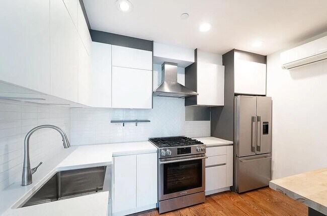 Foto del edificio - 299 Van Buren St