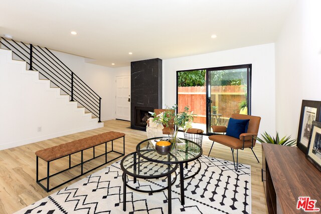 Foto del edificio - 4339 Radford Ave