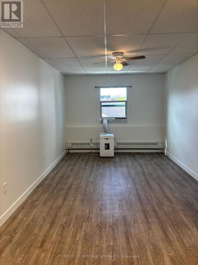 Photo du bâtiment - 50 Scott St