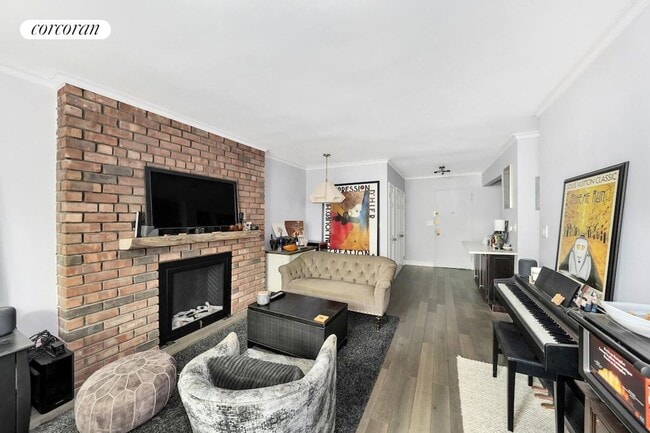 Foto del edificio - 250 W 15th St