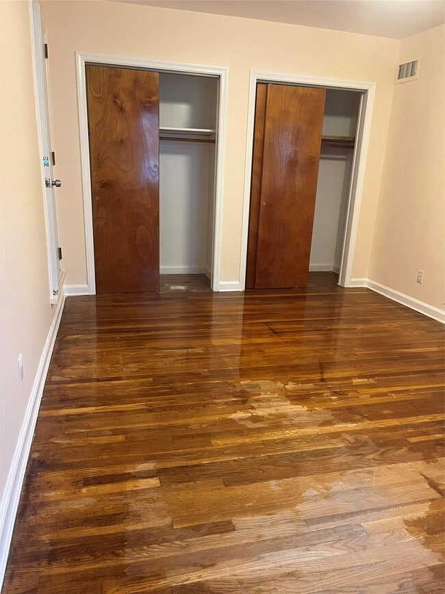 Foto del edificio - 77-22 76th St
