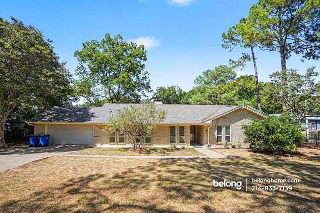Building Photo - 144 Sunset Dr