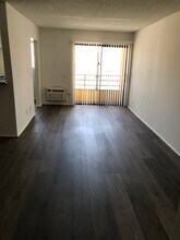 Building Photo - 1244 N Orange Dr