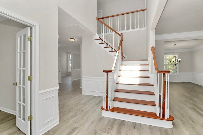 Foto del edificio - 2108 Oakcliffe Ct