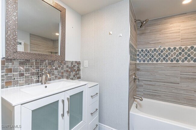 Foto del edificio - 1205 Wildwood Lakes Blvd