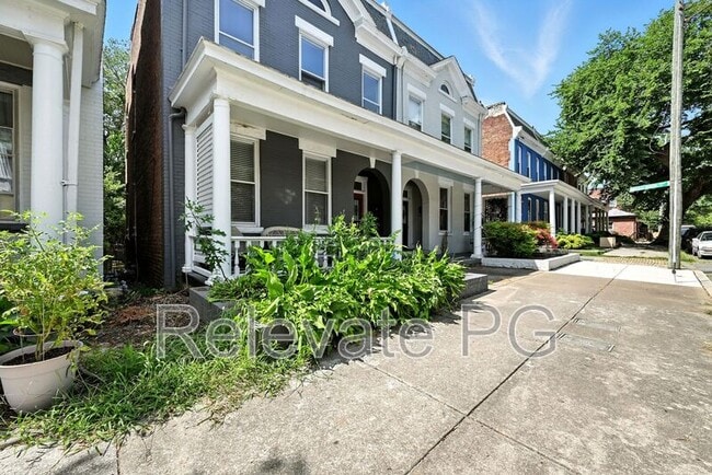 Building Photo - 24 S Davis Ave