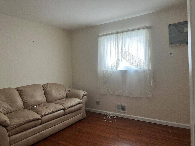 Foto del edificio - 326 Nome Ave