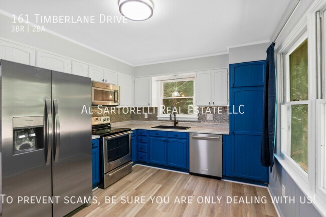 Foto del edificio - 161 Timberlane Dr
